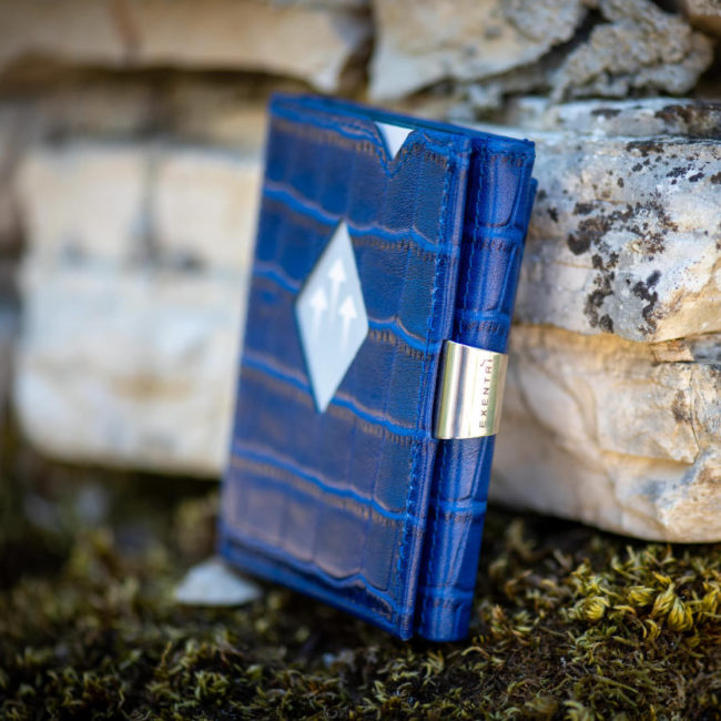 caiman-blue-multiwallet-image